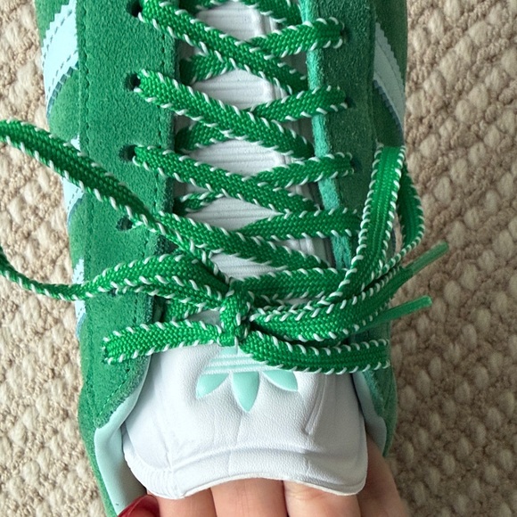 NEW adidas Green Gazelles - Picture 4 of 5